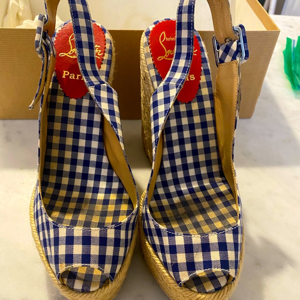 CHRISTIAN LOUBOUTIN
Blue/White Gingham Canvas Menorca 130 Espadrille